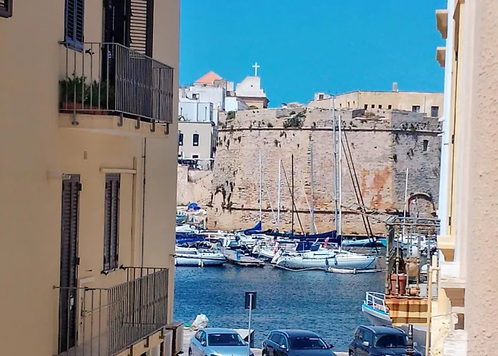 Dei Bottai Oda ve Kahvaltı Gallipoli